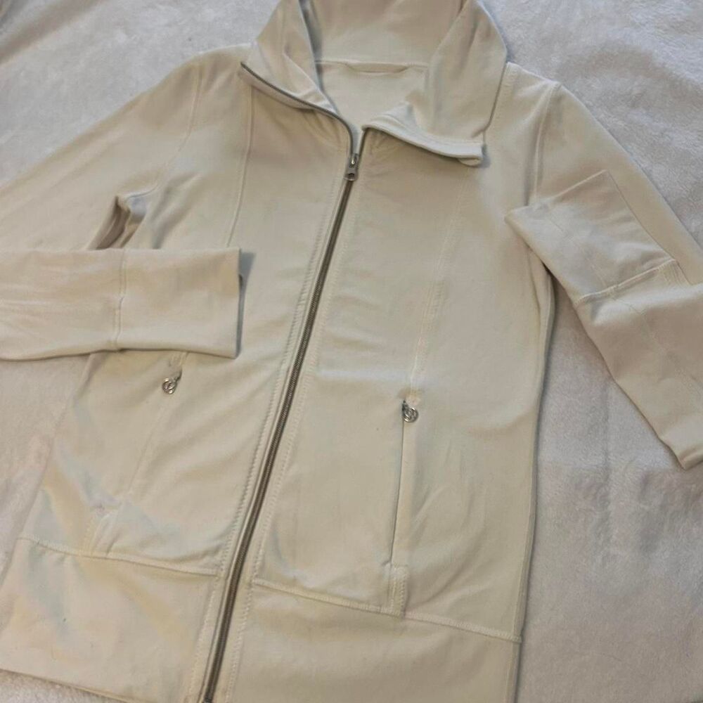 lululemon zip up